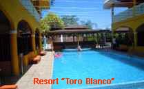 Resort Toro Blanco